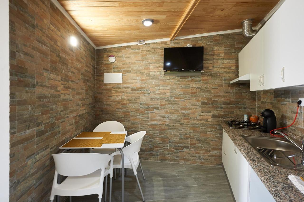 Sun House - Near Sintra - Kitchen - Poolアパートメント エクステリア 写真